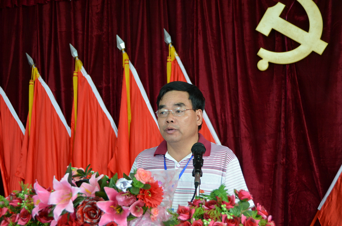 党委副书记张业宏宣读表彰决定