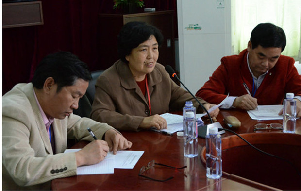 第一学习组（党委中心组）：韩淑芳带领大家学习社会主义价值观