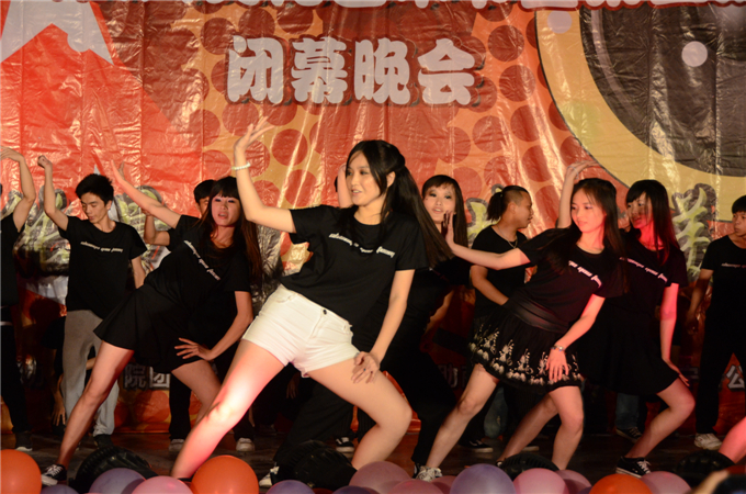 街舞表演