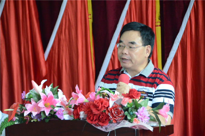 党委副书记张业宏宣读表彰决定