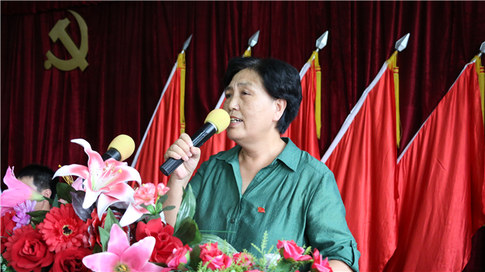 党委书记韩淑芳发表讲话