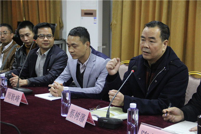 潮州职业技术学校副校长蔡树潘讲话