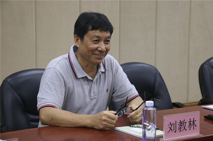 学院院长助理刘教林讲话