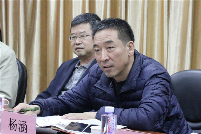 石河子职院学工处处长杨涵