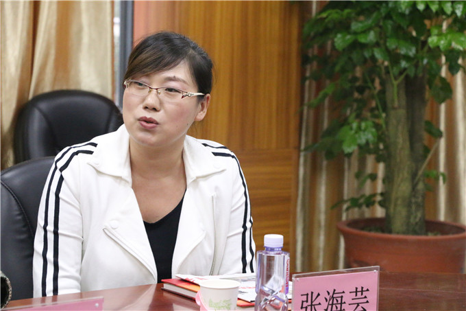石河子职院培训分院副院长张海芸