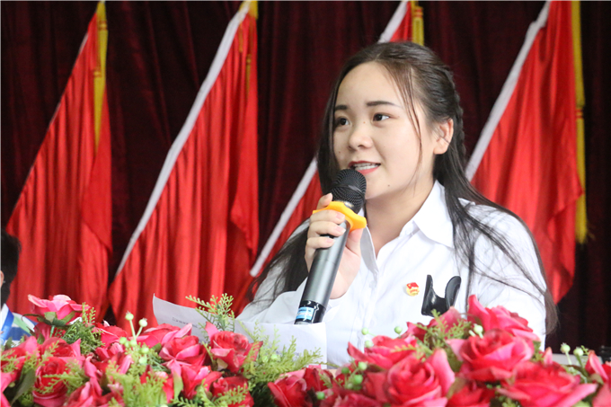 学生代表发言