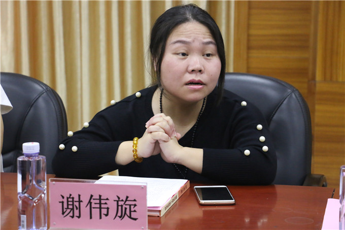 汕头市百纳贸易有限公司总经理谢伟旋讲话