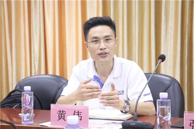 深圳巨影3D打印公司总经理黄伟讲话