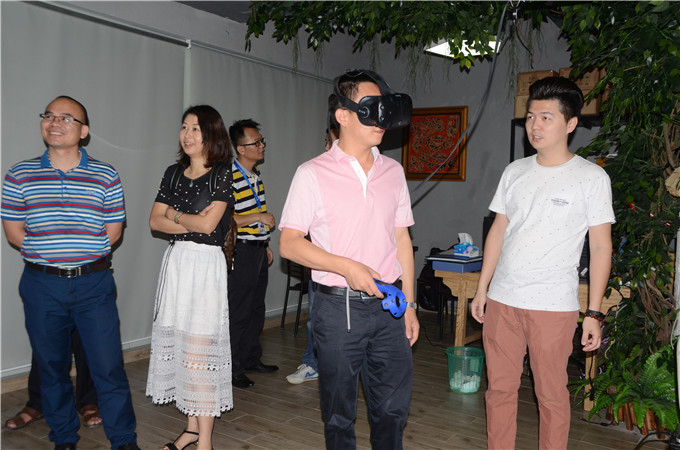 体验VR