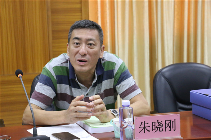 汕头市公安消防局监管科工程师朱晓刚发言