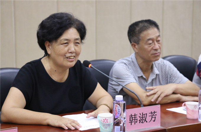 学院党委书记韩淑芳致辞