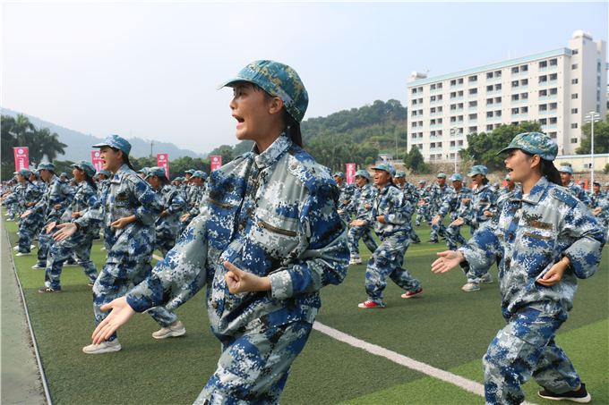 军体拳表演
