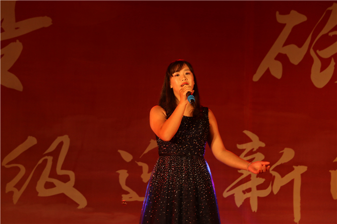 歌唱表演