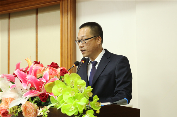 招生就业处副处长黄楚东作2017年招生工作总结报告