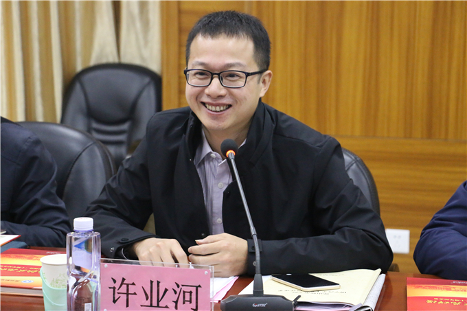 团省委学校部副部长许业河讲话