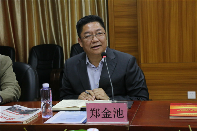 京师潮人教育集团董事长郑金池讲话