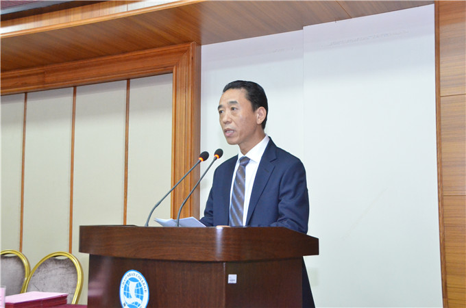 学院副院长魏跃进主持大会