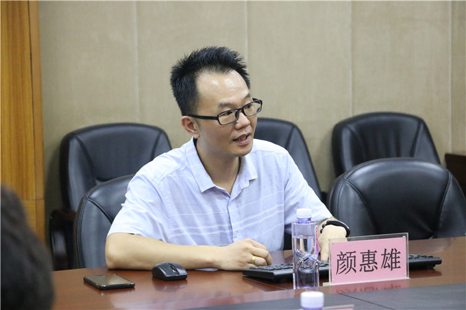 我院院长助理、创业学院院长颜惠雄