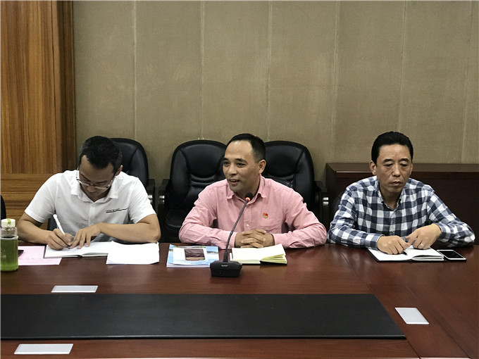 院长助理谢耿