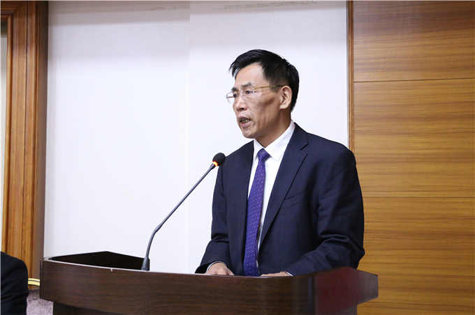 学院党委书记、院长齐广武致辞