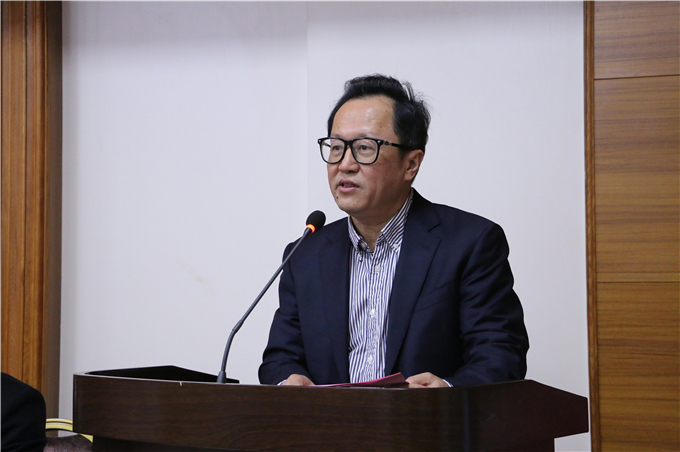 广东省潮人海外联谊会副会长兼执行秘书长范思斌讲话