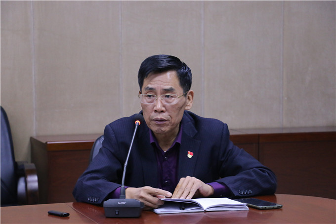 党委书记齐广武同志主持会议并讲话