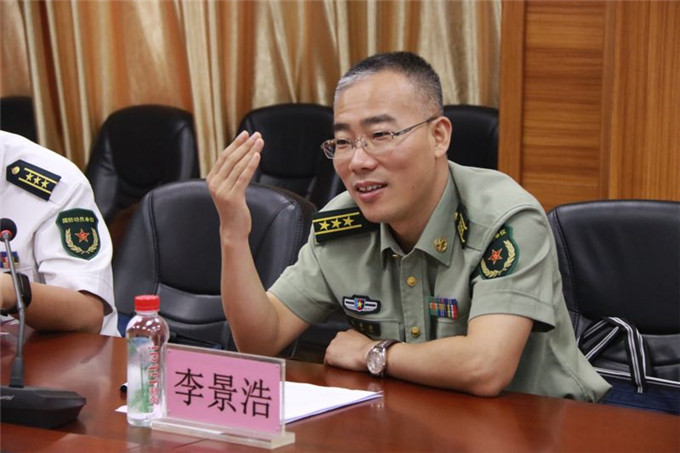 省征兵办秘书处处长、省军区动员局征集组组长李景浩讲话