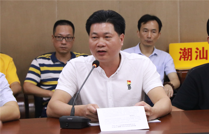 党委副书记李育华就常态化疫情防控工作提出具体要求