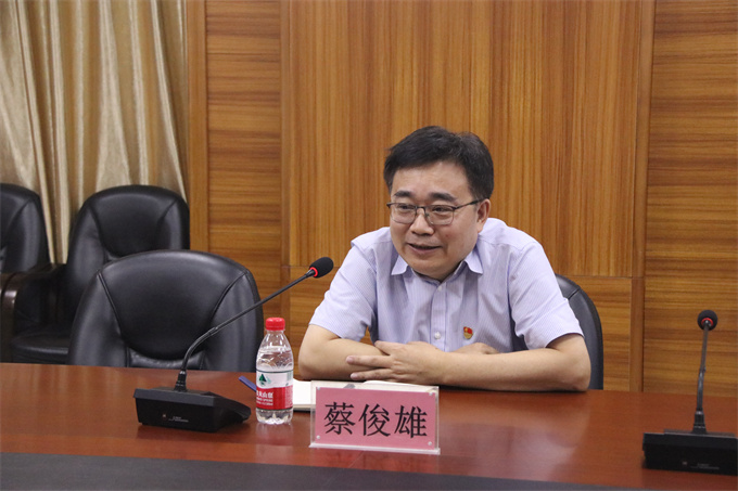 韩山师范学院党委常委、组织部部长蔡俊雄讲话