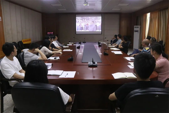 观看习近平总书记考察人大视频