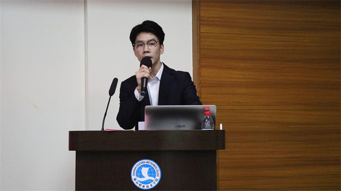 主持人创业学院院长助理林少华