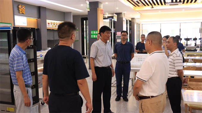 学校全面开展校园安全大检查